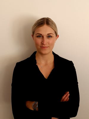 Jur. kand. Thea Palmqvist